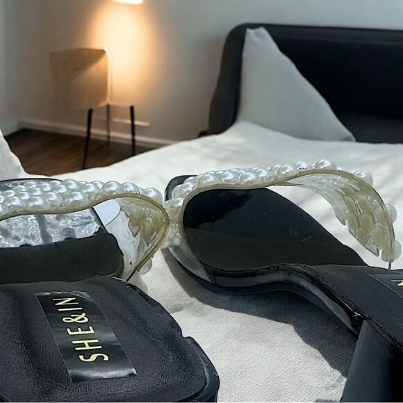 SHEIN l Pearl Endowed Black Heels, Sandals l 2 1/2” heel l 39 l EUC - Picture 10 of 10